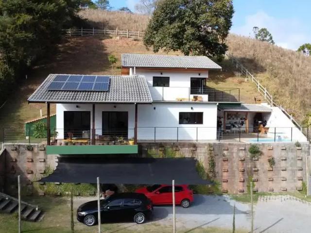 Casa venda em Região Imediata de Taubaté-Pindamonhangaba, Região Metropolitana do Vale do Paraíba e Litoral Norte