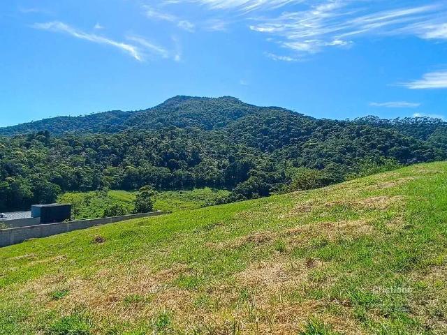 Casa venda em Região Imediata de Taubaté-Pindamonhangaba, Região Metropolitana do Vale do Paraíba e Litoral Norte