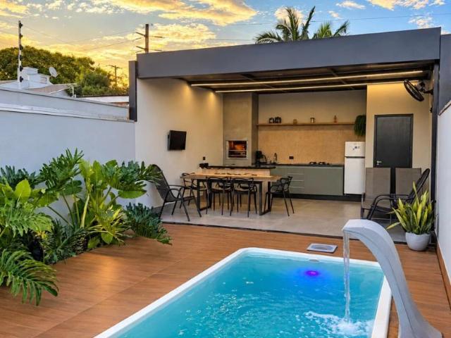 Casa venda em Sarandi, Região Geográfica Intermediária de Maringá