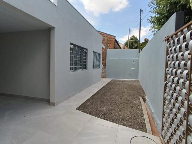Casa venda em Sarandi, Região Geográfica Intermediária de Maringá