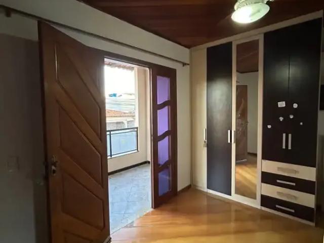 Casa venda em Barcelona, Serra