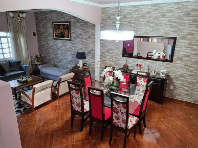 Casa venda em Jardim Vitória, Suzano