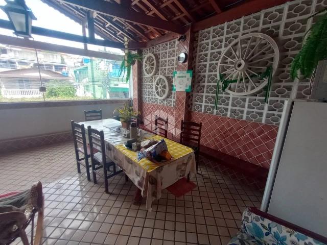 Casa venda em Jardim Heriquieta, Taboão da Serra