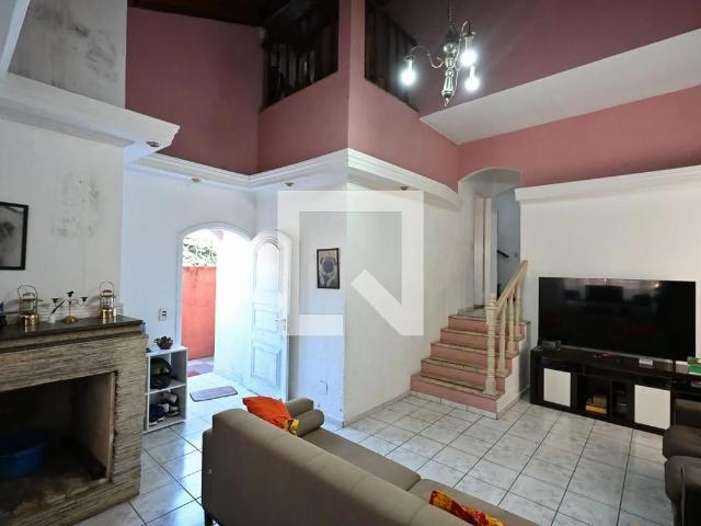 Casa venda em Taboão da Serra