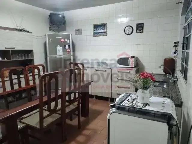 Casa venda em Região Imediata de Taubaté-Pindamonhangaba, Região Metropolitana do Vale do Paraíba e Litoral Norte