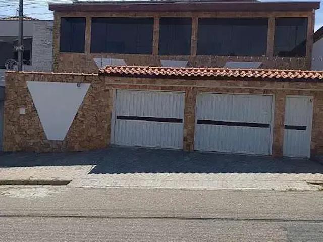 Casa venda em Região Imediata de Taubaté-Pindamonhangaba, Região Metropolitana do Vale do Paraíba e Litoral Norte