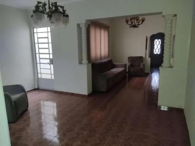 Casa venda em Região Imediata de Taubaté-Pindamonhangaba, Região Metropolitana do Vale do Paraíba e Litoral Norte