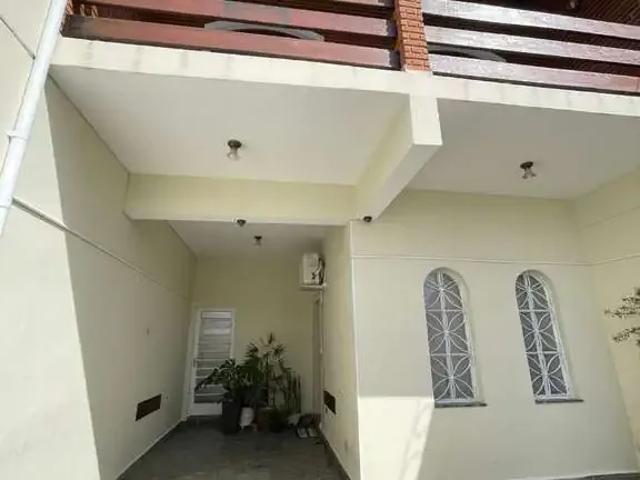 Casa venda em Região Imediata de Taubaté-Pindamonhangaba, Região Metropolitana do Vale do Paraíba e Litoral Norte