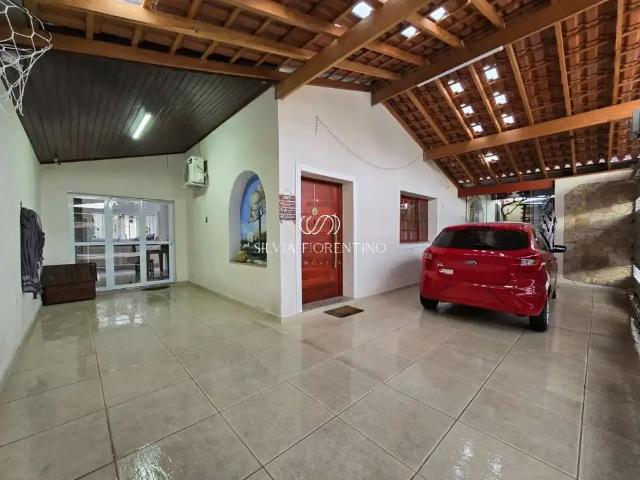 Casa venda em Região Imediata de Taubaté-Pindamonhangaba, Região Metropolitana do Vale do Paraíba e Litoral Norte