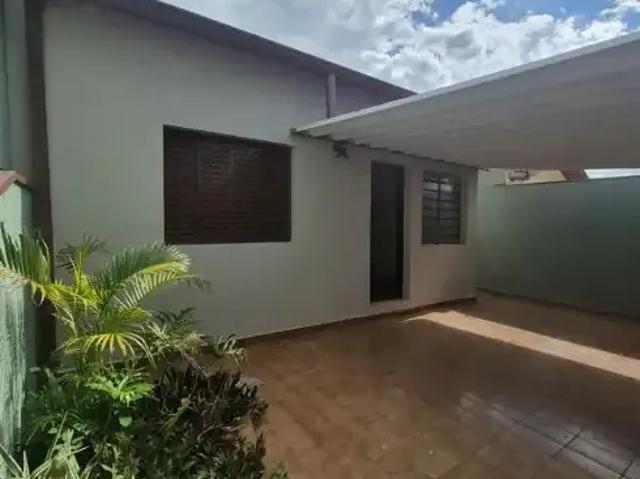 Casa venda em Região Imediata de Taubaté-Pindamonhangaba, Região Metropolitana do Vale do Paraíba e Litoral Norte