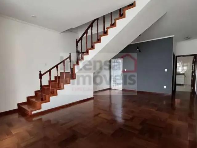 Casa venda em Região Imediata de Taubaté-Pindamonhangaba, Região Metropolitana do Vale do Paraíba e Litoral Norte