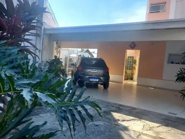 Casa venda em Região Imediata de Taubaté-Pindamonhangaba, Região Metropolitana do Vale do Paraíba e Litoral Norte