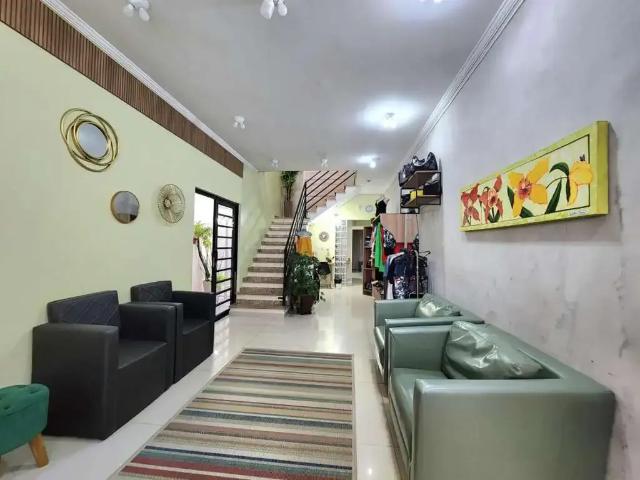Casa venda em Região Imediata de Taubaté-Pindamonhangaba, Região Metropolitana do Vale do Paraíba e Litoral Norte