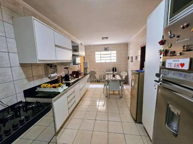 Casa venda em Região Imediata de Taubaté-Pindamonhangaba, Região Metropolitana do Vale do Paraíba e Litoral Norte
