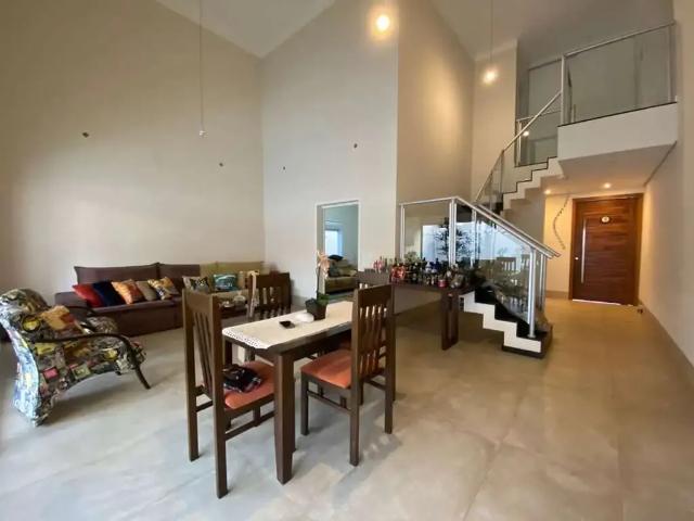 Casa venda em Região Imediata de Taubaté-Pindamonhangaba, Região Metropolitana do Vale do Paraíba e Litoral Norte