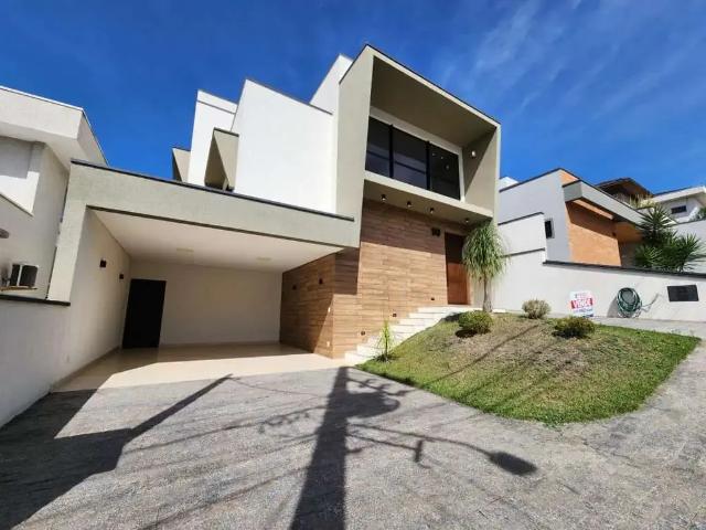 Casa venda em Região Imediata de Taubaté-Pindamonhangaba, Região Metropolitana do Vale do Paraíba e Litoral Norte