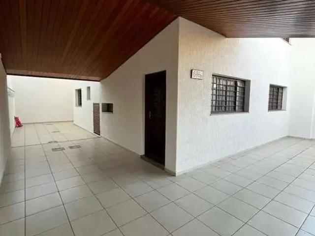 Casa venda em Região Imediata de Taubaté-Pindamonhangaba, Região Metropolitana do Vale do Paraíba e Litoral Norte