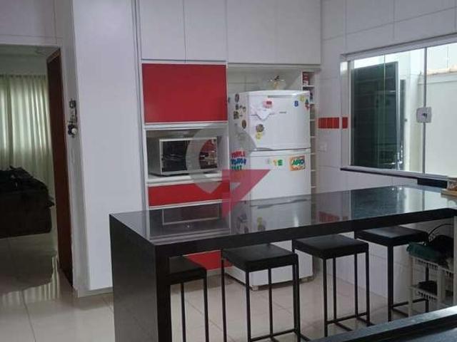 Casa venda em Região Imediata de Taubaté-Pindamonhangaba, Região Metropolitana do Vale do Paraíba e Litoral Norte