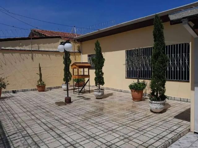 Casa venda em Região Imediata de Taubaté-Pindamonhangaba, Região Metropolitana do Vale do Paraíba e Litoral Norte