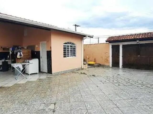 Casa venda em Região Imediata de Taubaté-Pindamonhangaba, Região Metropolitana do Vale do Paraíba e Litoral Norte