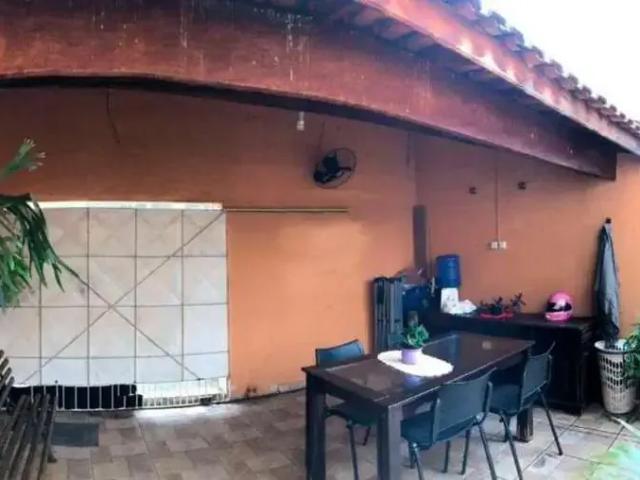 Casa venda em Região Imediata de Taubaté-Pindamonhangaba, Região Metropolitana do Vale do Paraíba e Litoral Norte