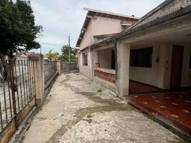 Casa venda em Região Imediata de Taubaté-Pindamonhangaba, Região Metropolitana do Vale do Paraíba e Litoral Norte