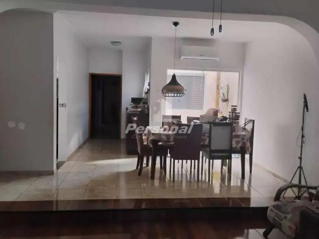 Casa venda em Região Imediata de Taubaté-Pindamonhangaba, Região Metropolitana do Vale do Paraíba e Litoral Norte