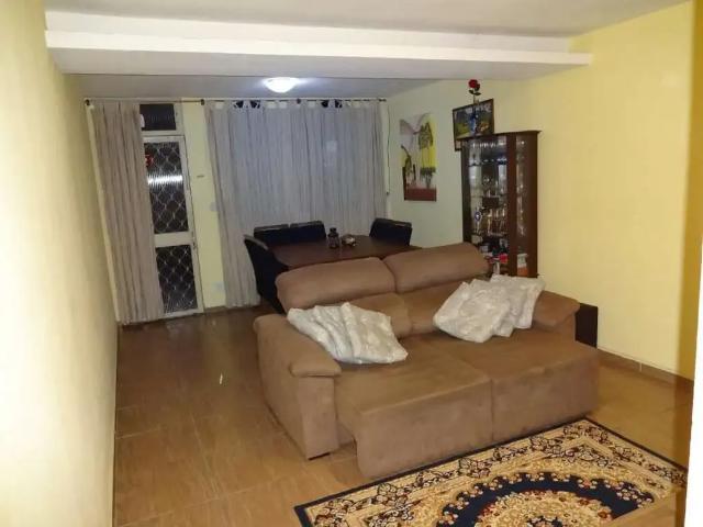 Casa venda em Região Imediata de Taubaté-Pindamonhangaba, Região Metropolitana do Vale do Paraíba e Litoral Norte