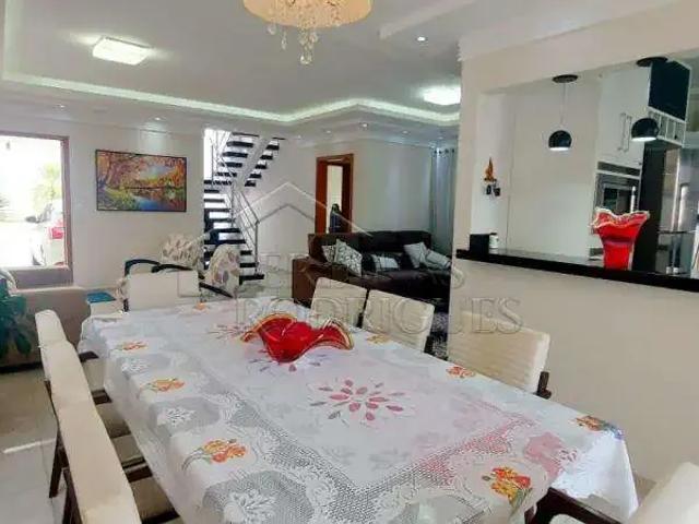 Casa venda em Região Imediata de Taubaté-Pindamonhangaba, Região Metropolitana do Vale do Paraíba e Litoral Norte
