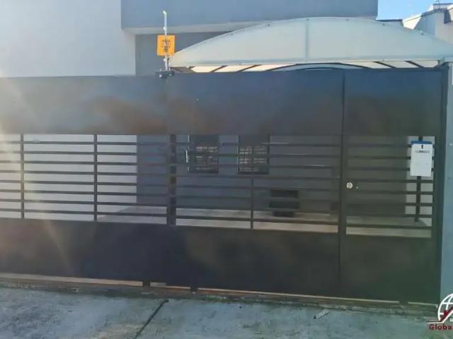 Casa venda em Região Imediata de Taubaté-Pindamonhangaba, Região Metropolitana do Vale do Paraíba e Litoral Norte