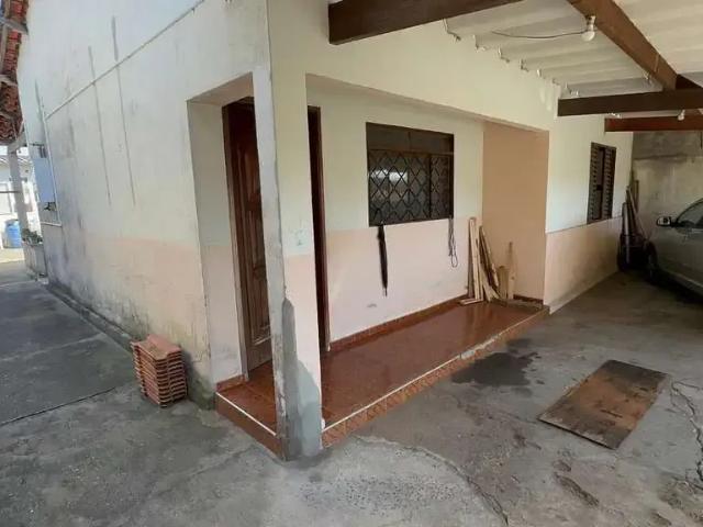 Casa venda em Região Imediata de Taubaté-Pindamonhangaba, Região Metropolitana do Vale do Paraíba e Litoral Norte