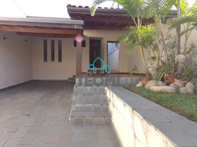 Casa venda em Região Imediata de Taubaté-Pindamonhangaba, Região Metropolitana do Vale do Paraíba e Litoral Norte