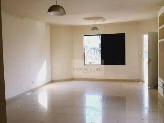 Casa venda em Região Imediata de Taubaté-Pindamonhangaba, Região Metropolitana do Vale do Paraíba e Litoral Norte