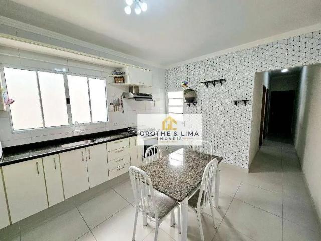 Casa venda em Região Imediata de Taubaté-Pindamonhangaba, Região Metropolitana do Vale do Paraíba e Litoral Norte