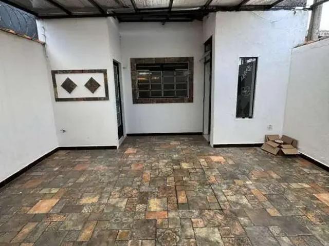 Casa venda em Região Imediata de Taubaté-Pindamonhangaba, Região Metropolitana do Vale do Paraíba e Litoral Norte