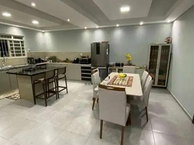 Casa venda em Região Imediata de Taubaté-Pindamonhangaba, Região Metropolitana do Vale do Paraíba e Litoral Norte