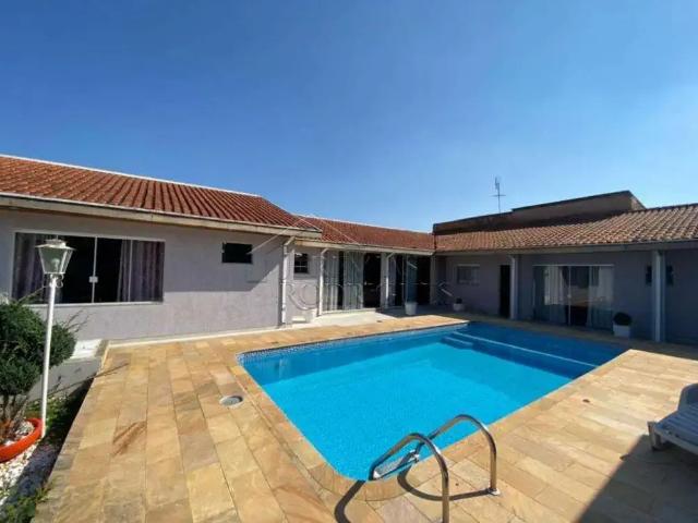 Casa venda em Região Imediata de Taubaté-Pindamonhangaba, Região Metropolitana do Vale do Paraíba e Litoral Norte