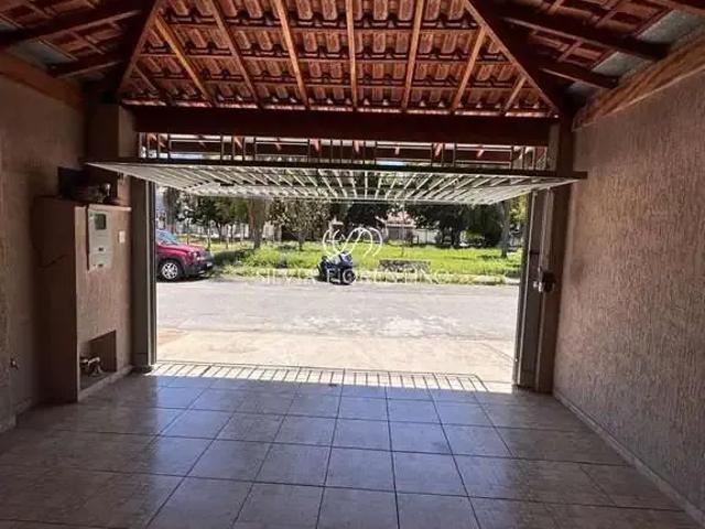 Casa venda em Região Imediata de Taubaté-Pindamonhangaba, Região Metropolitana do Vale do Paraíba e Litoral Norte