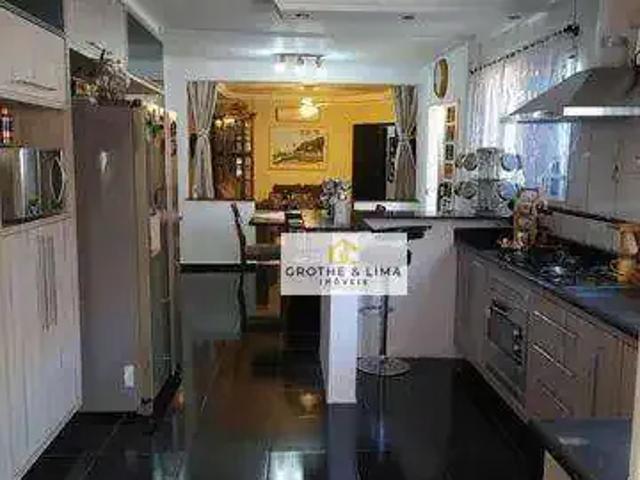 Casa venda em Região Imediata de Taubaté-Pindamonhangaba, Região Metropolitana do Vale do Paraíba e Litoral Norte