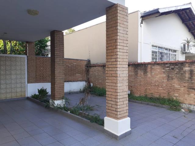 Casa venda em Região Imediata de Taubaté-Pindamonhangaba, Região Metropolitana do Vale do Paraíba e Litoral Norte