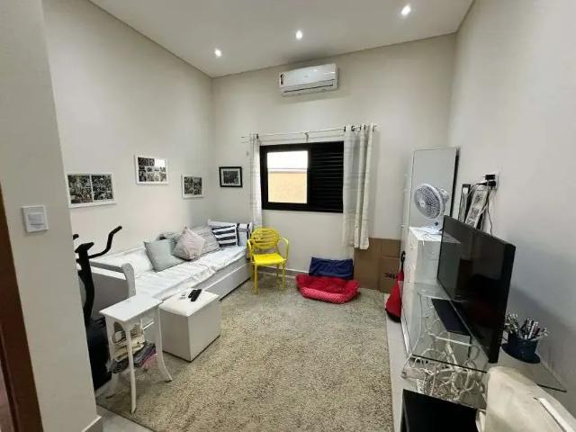 Casa venda em Região Imediata de Taubaté-Pindamonhangaba, Região Metropolitana do Vale do Paraíba e Litoral Norte