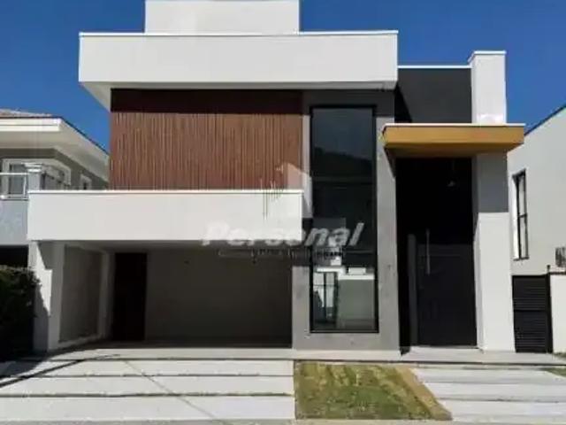 Casa venda em Região Imediata de Taubaté-Pindamonhangaba, Região Metropolitana do Vale do Paraíba e Litoral Norte