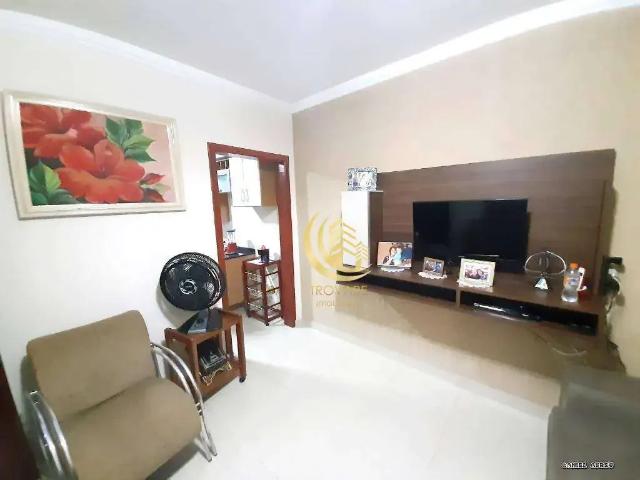 Casa venda em Região Imediata de Taubaté-Pindamonhangaba, Região Metropolitana do Vale do Paraíba e Litoral Norte