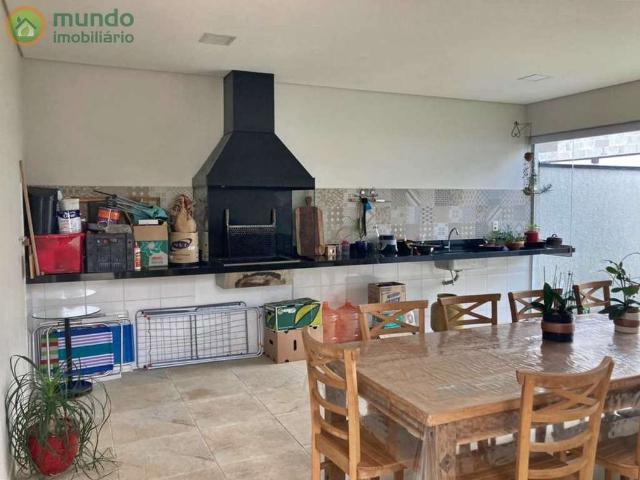 Casa venda em Região Imediata de Taubaté-Pindamonhangaba, Região Metropolitana do Vale do Paraíba e Litoral Norte