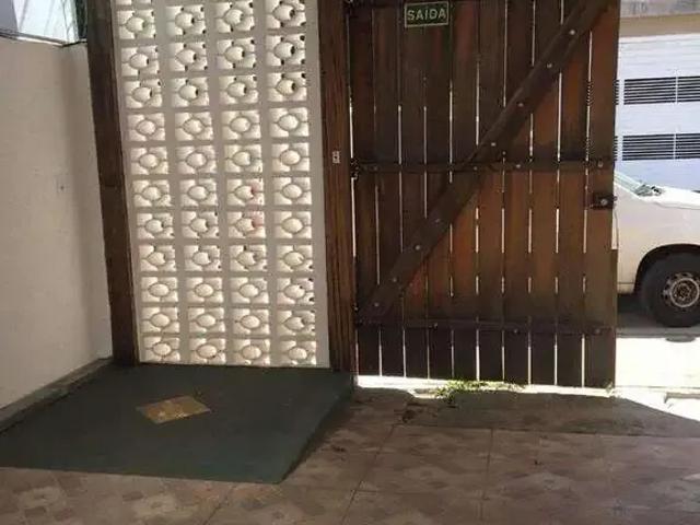 Casa venda em Região Imediata de Taubaté-Pindamonhangaba, Região Metropolitana do Vale do Paraíba e Litoral Norte