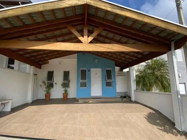 Casa venda em Região Imediata de Taubaté-Pindamonhangaba, Região Metropolitana do Vale do Paraíba e Litoral Norte