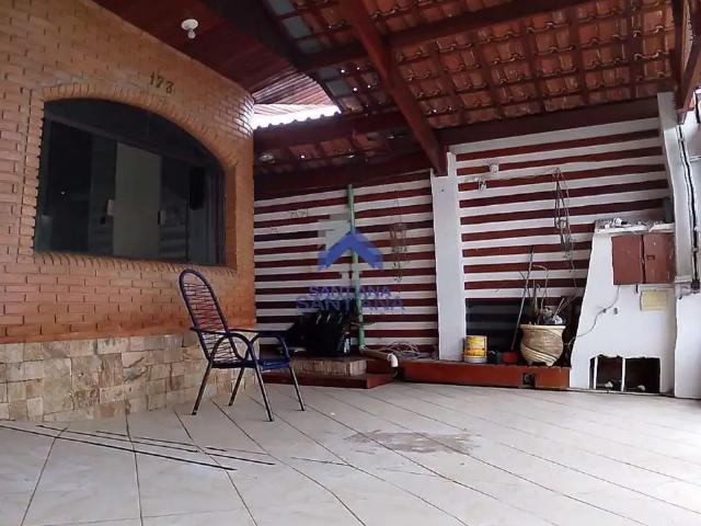 Casa venda em Região Imediata de Taubaté-Pindamonhangaba, Região Metropolitana do Vale do Paraíba e Litoral Norte