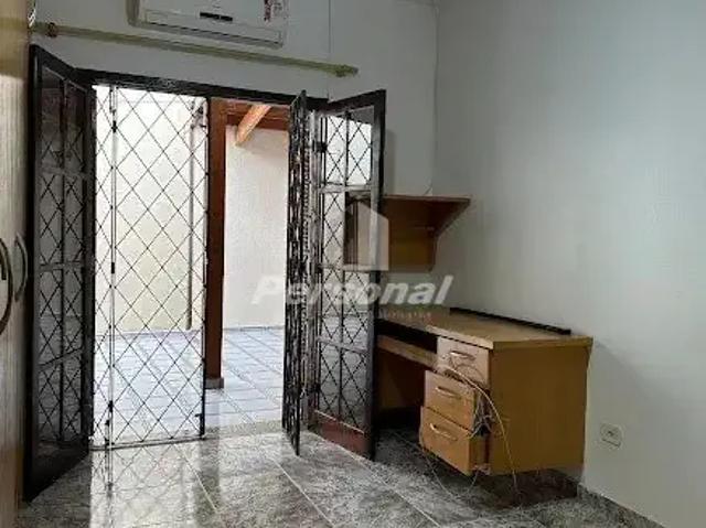 Casa venda em Região Imediata de Taubaté-Pindamonhangaba, Região Metropolitana do Vale do Paraíba e Litoral Norte