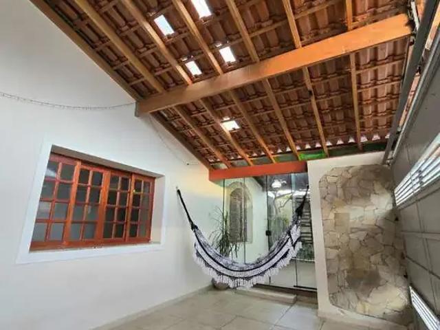 Casa venda em Região Imediata de Taubaté-Pindamonhangaba, Região Metropolitana do Vale do Paraíba e Litoral Norte