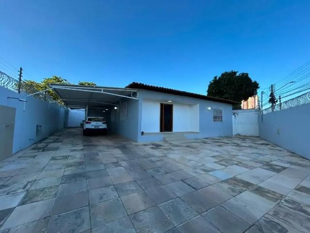 Casa venda em Região Geográfica Imediata de Teresina, Região Integrada de Desenvolvimento da Grande Teresina
